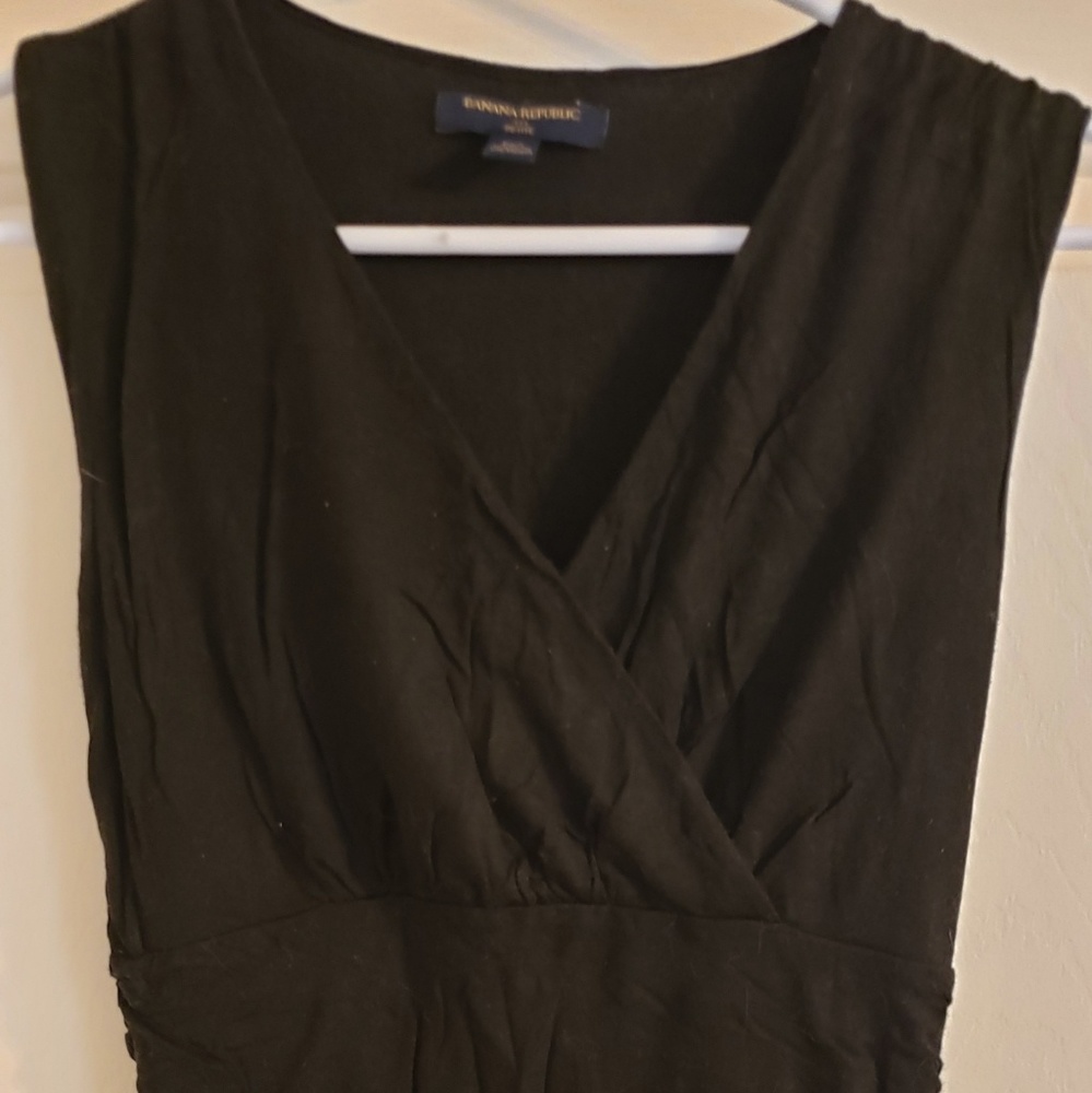 Banana Republic overlap tank